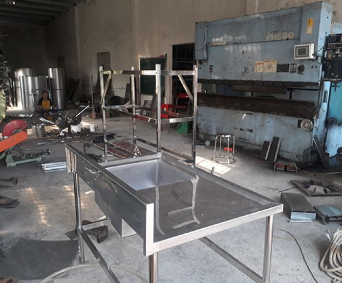 Gia Công Inox: Cắt, Chấn, Dập, Uốn, Hàn, Đánh Bóng Và Gia Công CNC Laser Inox Uy Tín