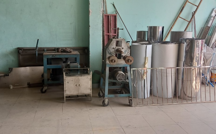 Máy sản xuất 