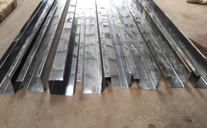 máng xối inox - Quốc Dũng