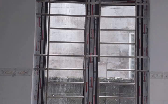 KHUNG BẢO VỆ CỬA SỔ INOX